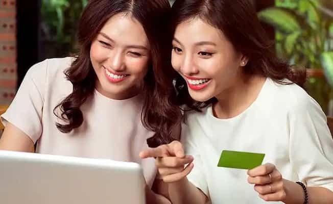人性化接触 + 销售驱动型策略 = 成功的科技业务增长