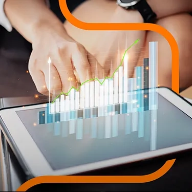 实现收入与业务增长同步提升